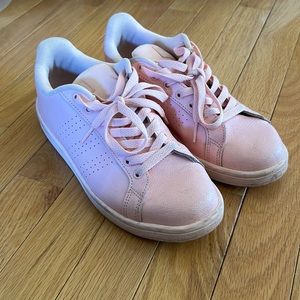 Pink adidas sneakers in size 8